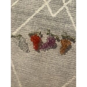 Acrylic Plastic Faceted Grapes Bunch 4 Individual Clusters Red Purple White Red